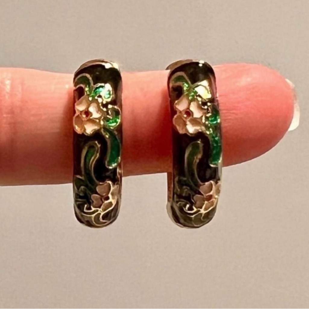New Deep Black & Pink Floral Cloisonn Hoop Earrings